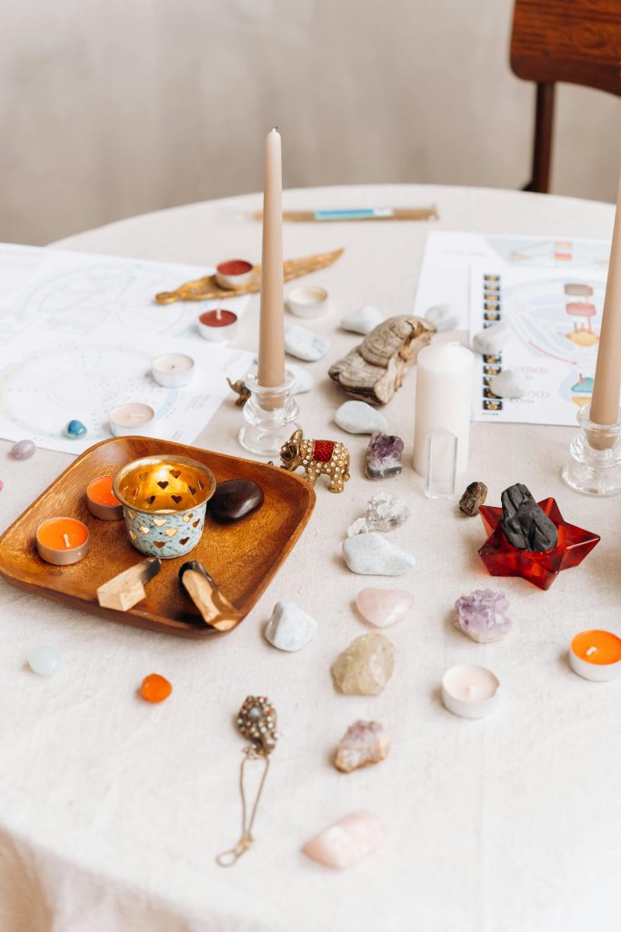 pexels-mikhail-nilov-6931769