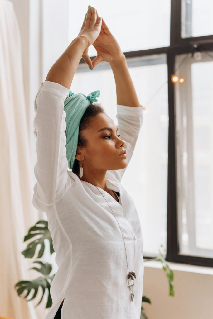 pexels-mikhail-nilov-6931834